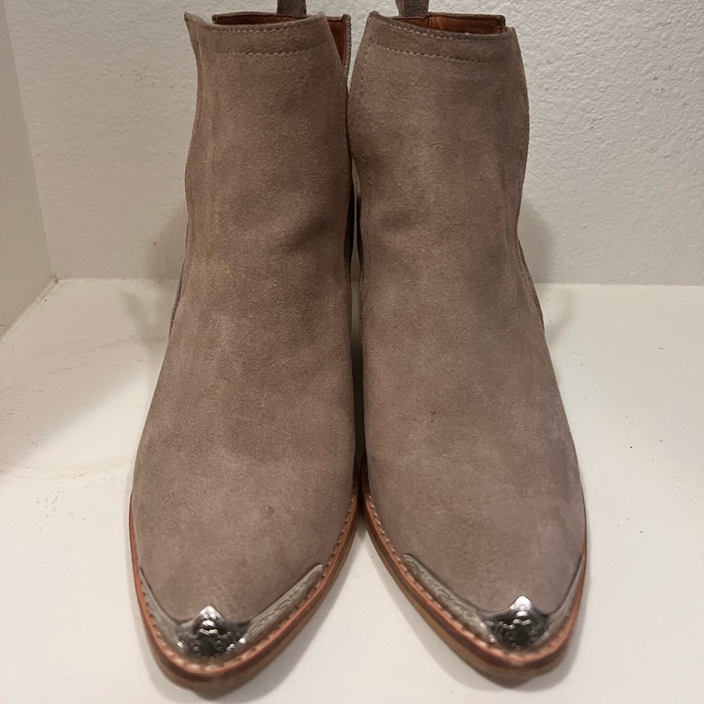 Catherine Malandrino booties